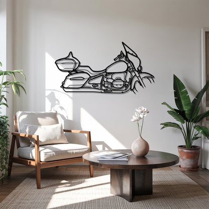 R 18 Transcontinental - Motorcycle Metal Silhouette Wall Art - Bikers Gift - Garage Decor